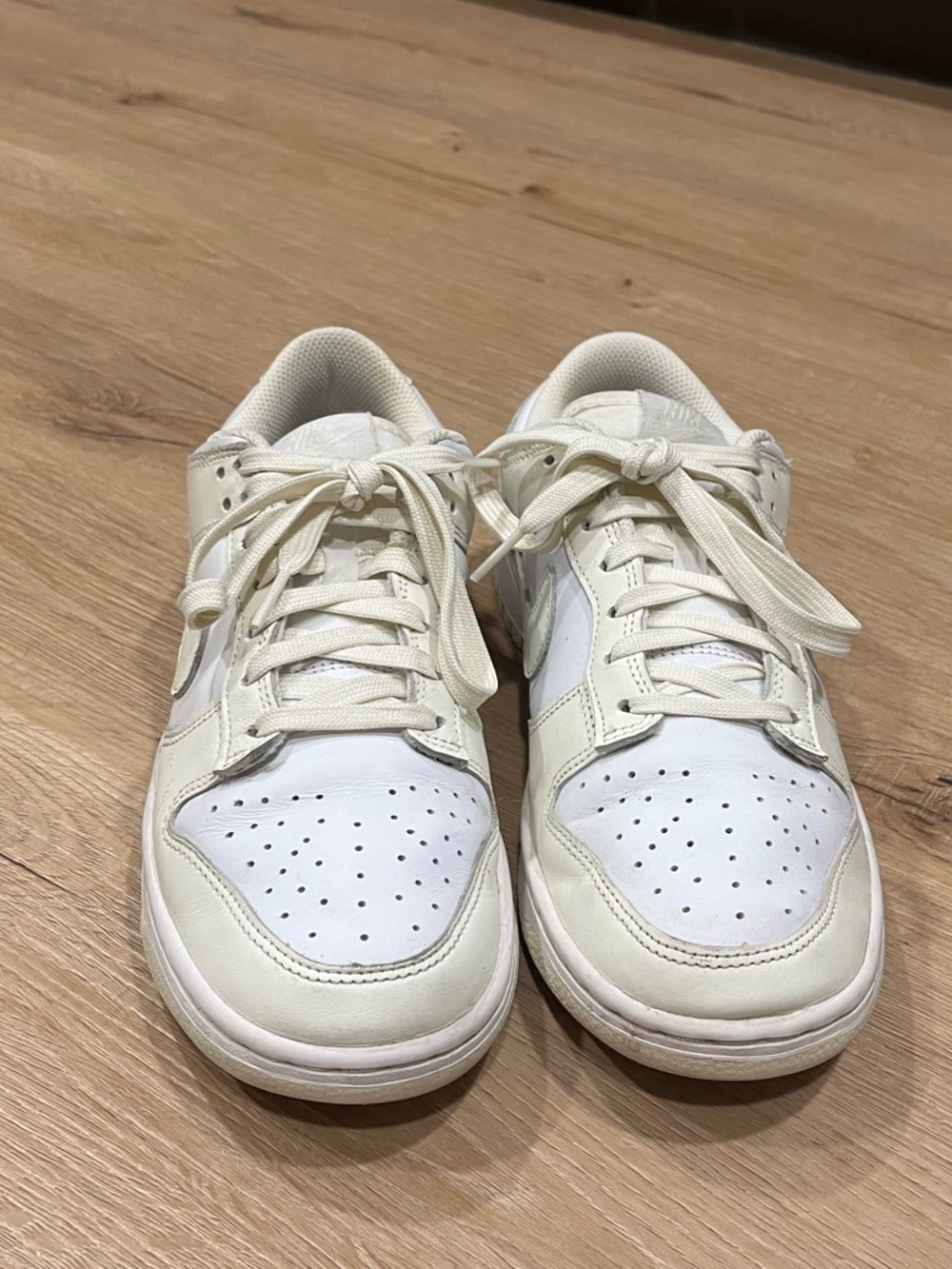Nike Women’s Dunk Low - Size 8 - Picture 5 of 7
